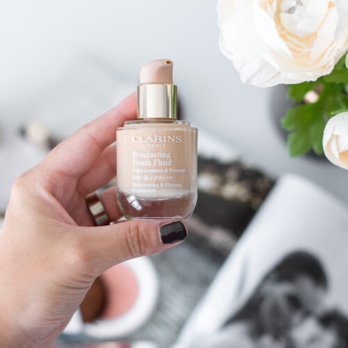 clarins hydratační makeup youth fluid